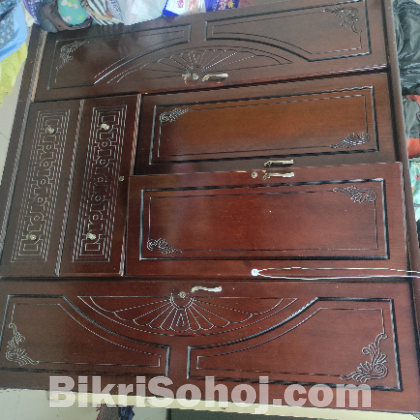 আলমারি,ড্রেসিং টেবিল